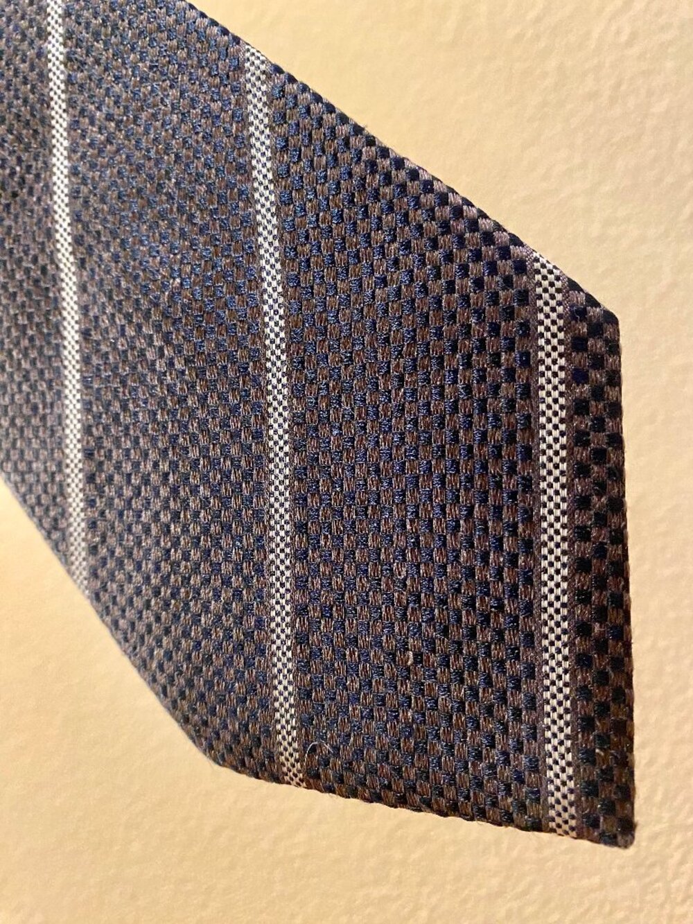 JOSEPH & FEISS INTERNATIONAL Necktie 57"